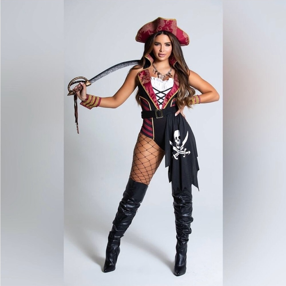 Pirate 🏴‍☠️ Costume cosplay Fashion Nova Yandy Halloween swashbuckler sexy wench